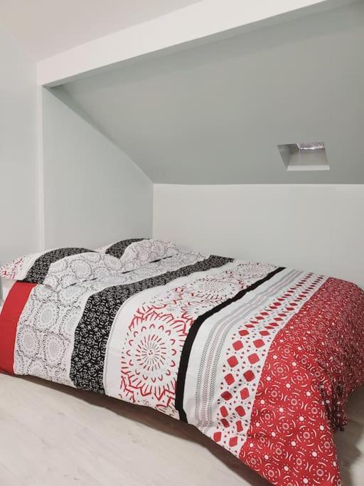 Cosy Appartement Pierrefitte Sur Seine Proche Paris "Appart'1" ภายนอก รูปภาพ