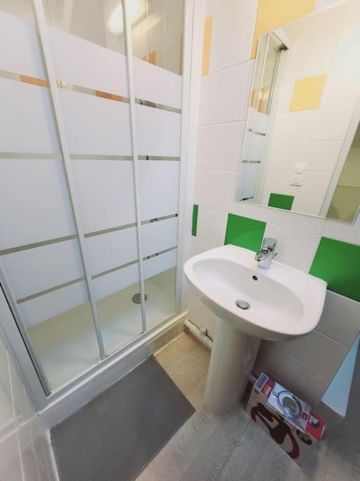 Cosy Appartement Pierrefitte Sur Seine Proche Paris "Appart'1" ภายนอก รูปภาพ